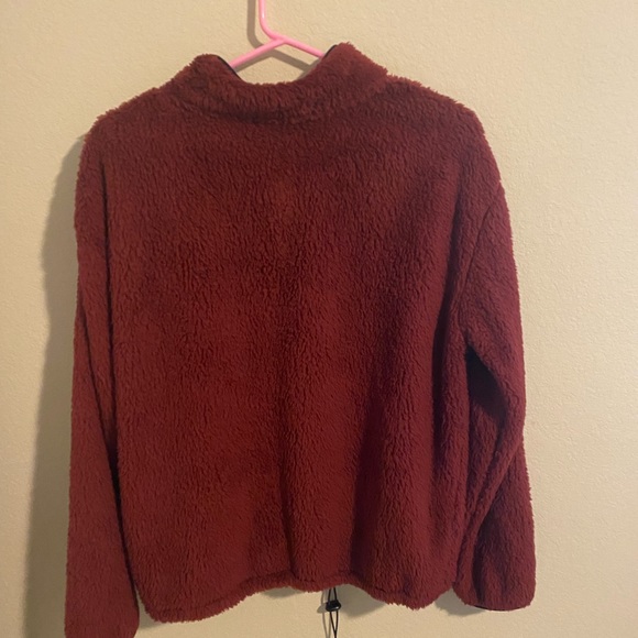 Fleece pullover - Picture 3 of 3
